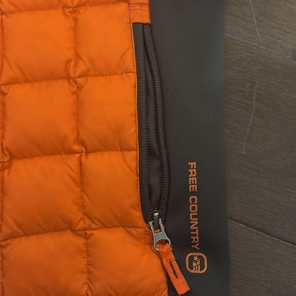 Free Country Boys Power Down Vest- size 14/16 XL-orange grey sleeveless winter - Picture 2 of 6
